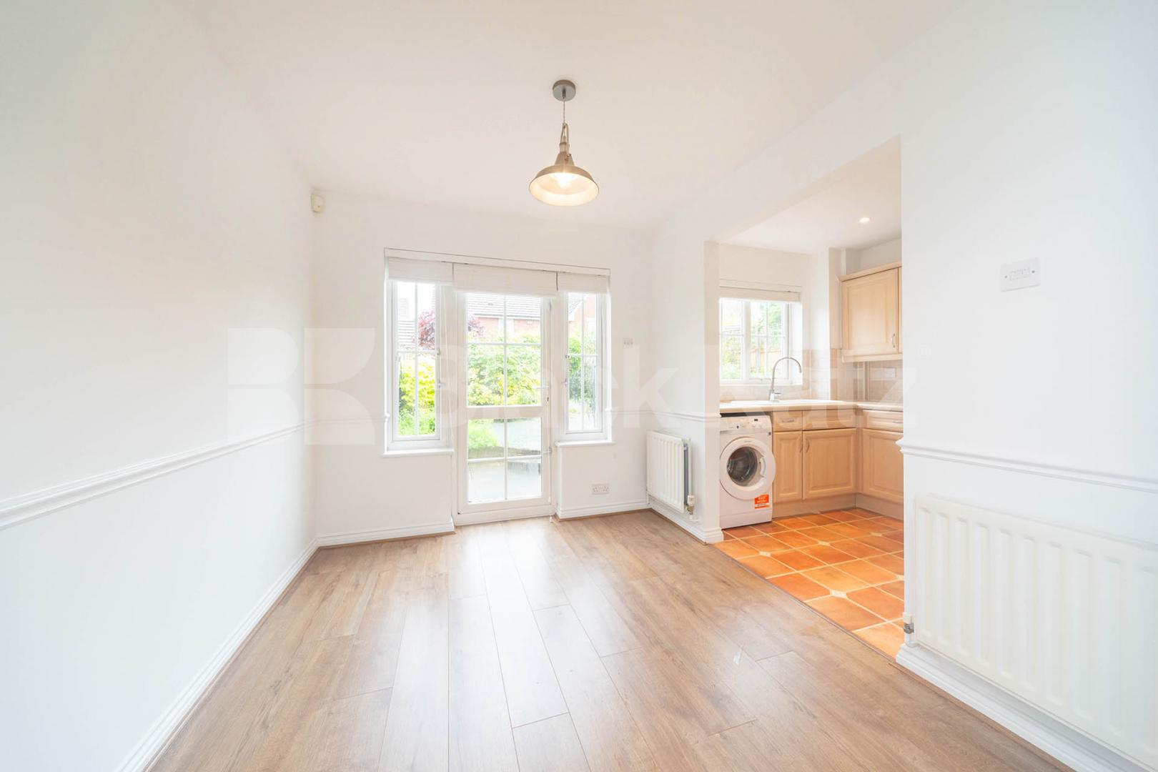 Semi-detached 3 bedroom house located close to major amenities Jules Throne Ave, Enfield